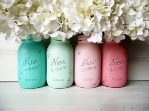 shabby-chic-painted-mason-jars[1]